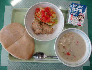 深大寺小学校給食写真