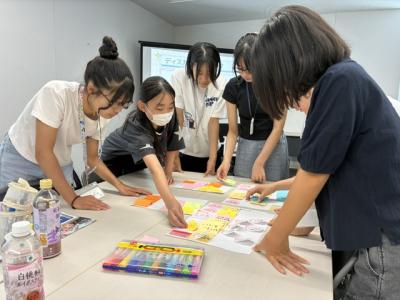 第2回事前学習会にて、意見を出し合うピースメッセンジャーの写真