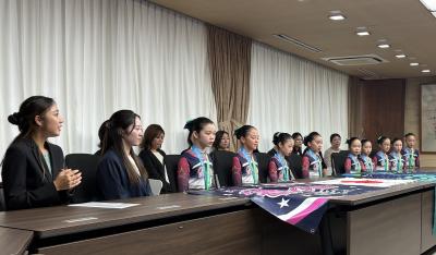 調布エムレッツ選手、コーチの写真