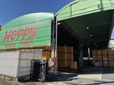 工場の出荷入口の写真