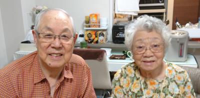 現在の菊池さんと奥様の写真