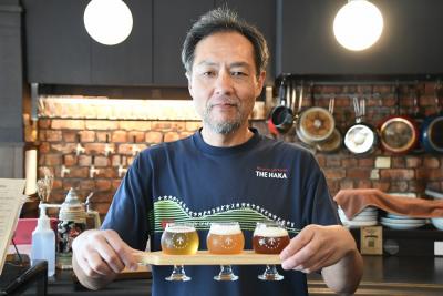 醸造責任者の藤野さんの写真