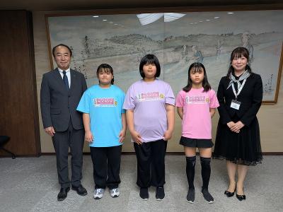 市長・副市長との記念写真