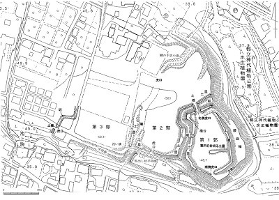 縄張が示された地図