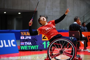 山崎悠麻選手競技中写真