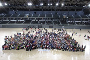 小学生ドッヂビー大会の集合写真