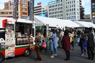 飲食ブースの写真