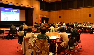 議会報告会会場の様子